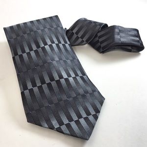 NWT, Men’s Ziggurat Necktie